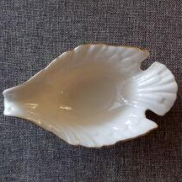 Lenox Holiday Bird/Dove Nut Candy dish Gold Edge Made in USA - Picture 2 of 7